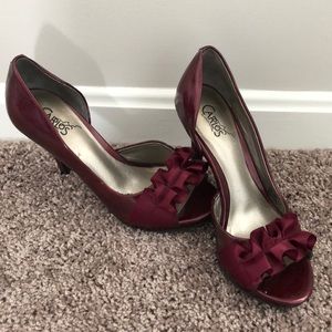 Carlos Santana Wine Heels Sz 6